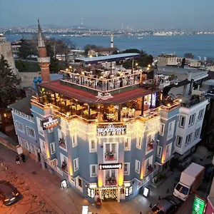Sofia 3*, Istambul Turquia